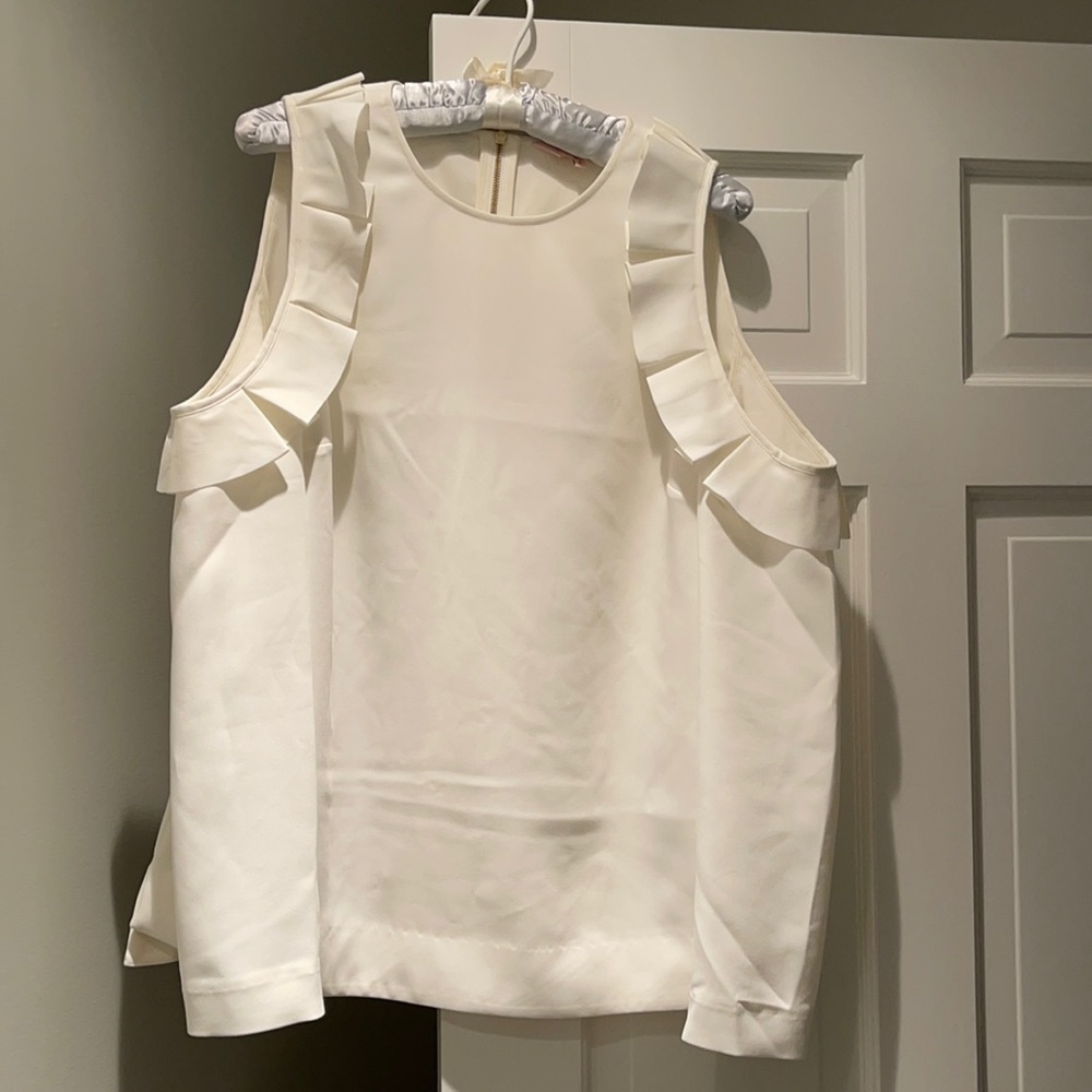 Beautiful Ted Baker ivory “cold shoulder” blouse.